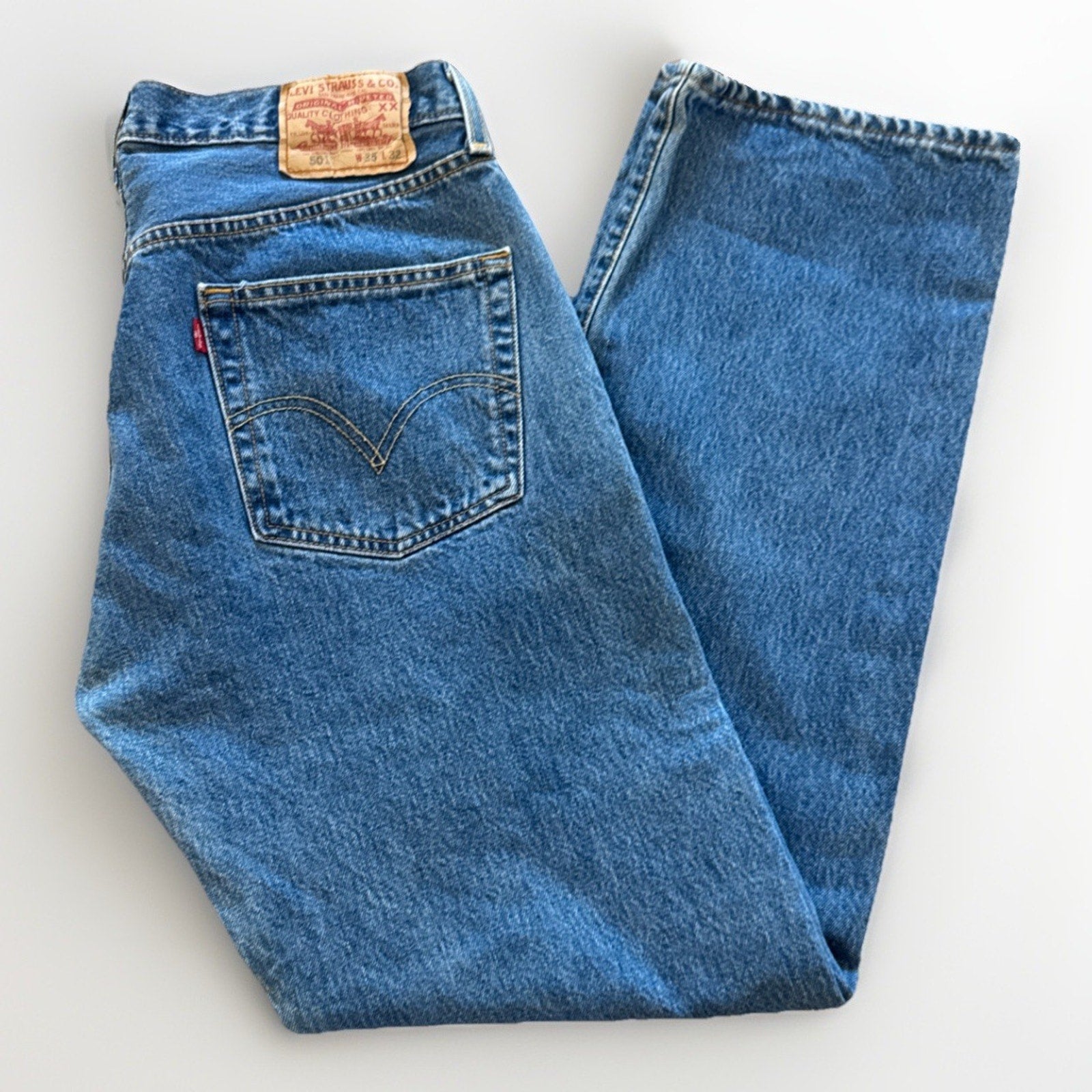 Vintage Levis 501 Jeans Mens 32 x 32 Denim 90s Button Fly Straight Leg
