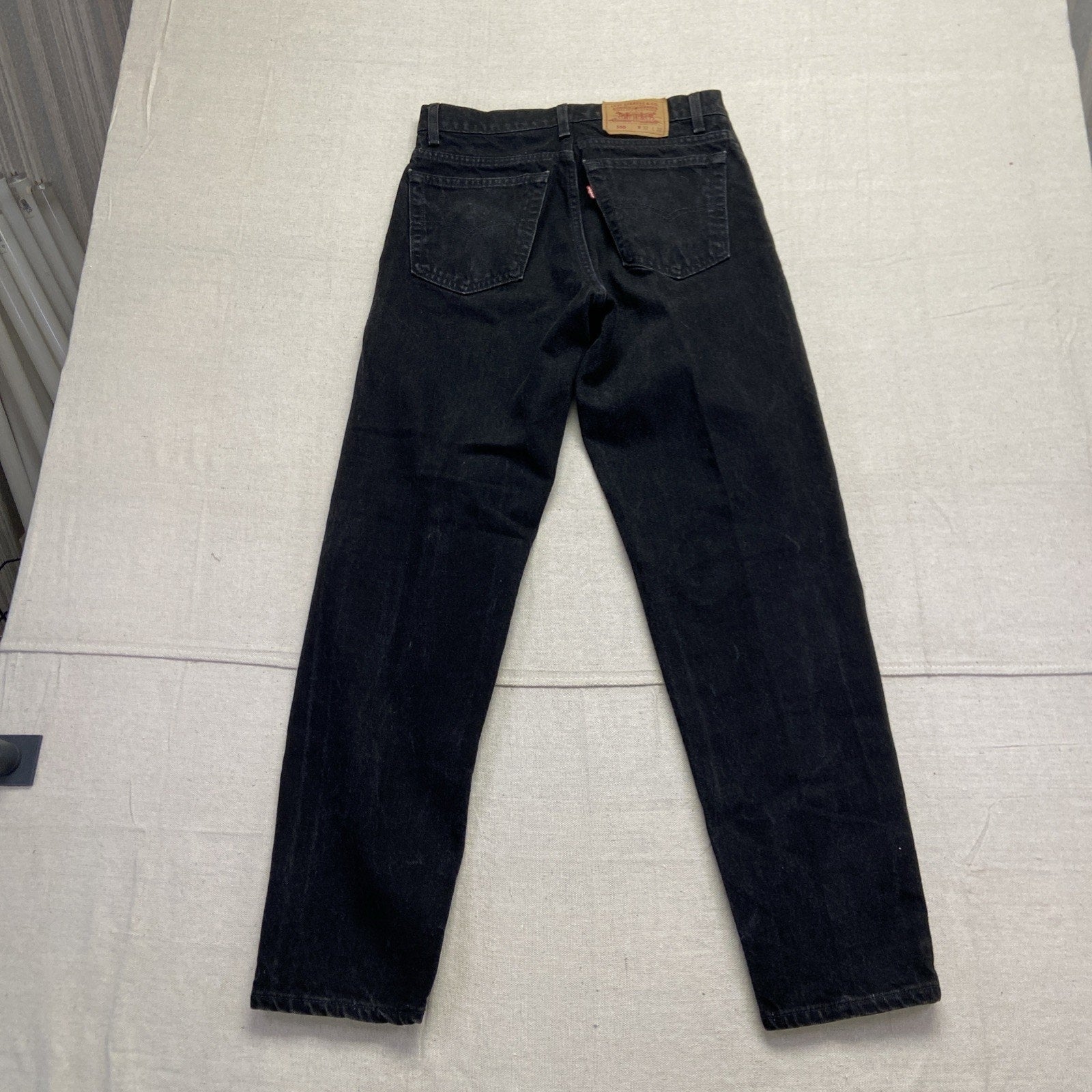 Vintage Levis 550 Jeans Mens 30 x 31 Black Relaxed Fit Straight Leg Denim 90s