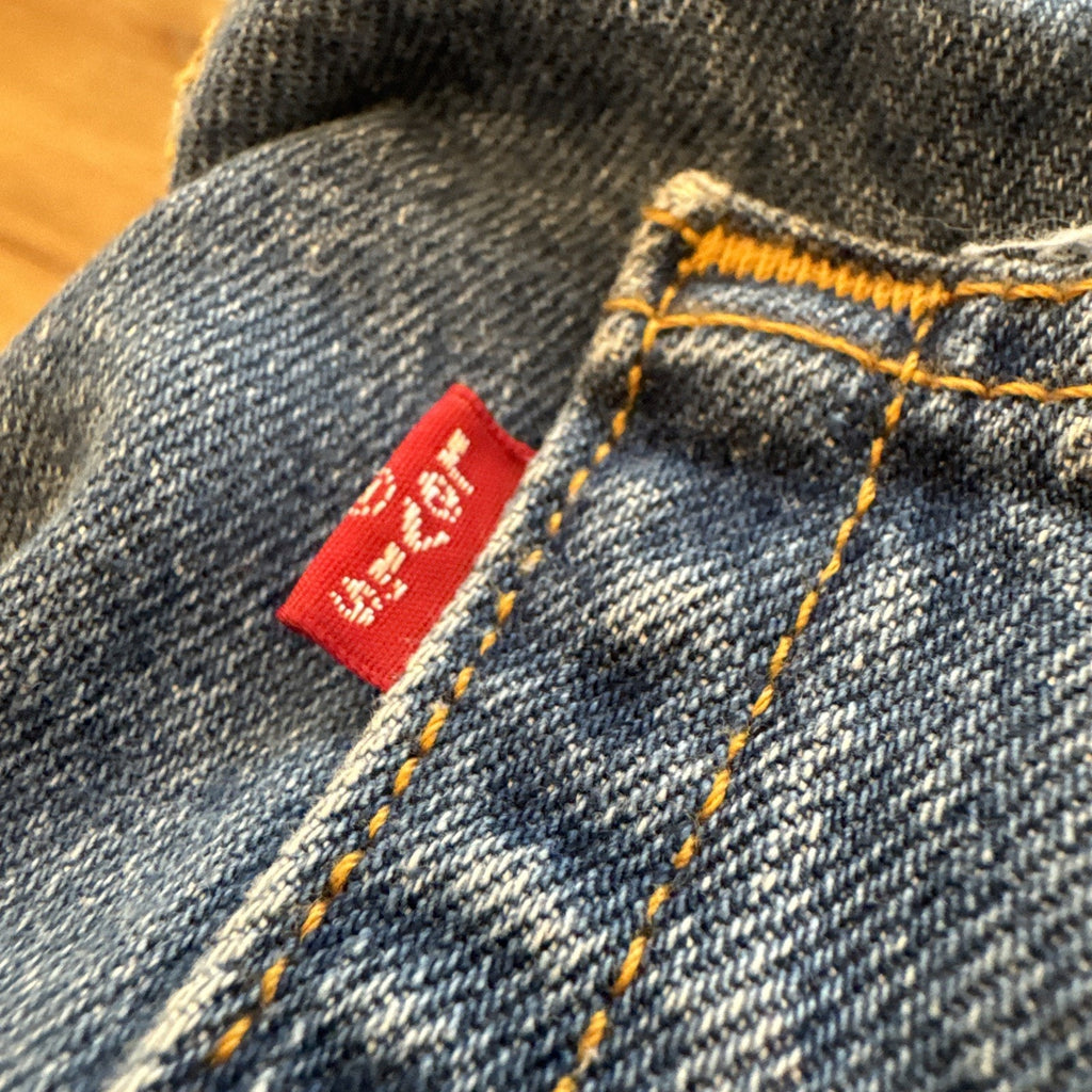 Vintage Levis 501 Jeans Mens 32 x 32 Denim 90s Button Fly Straight Leg