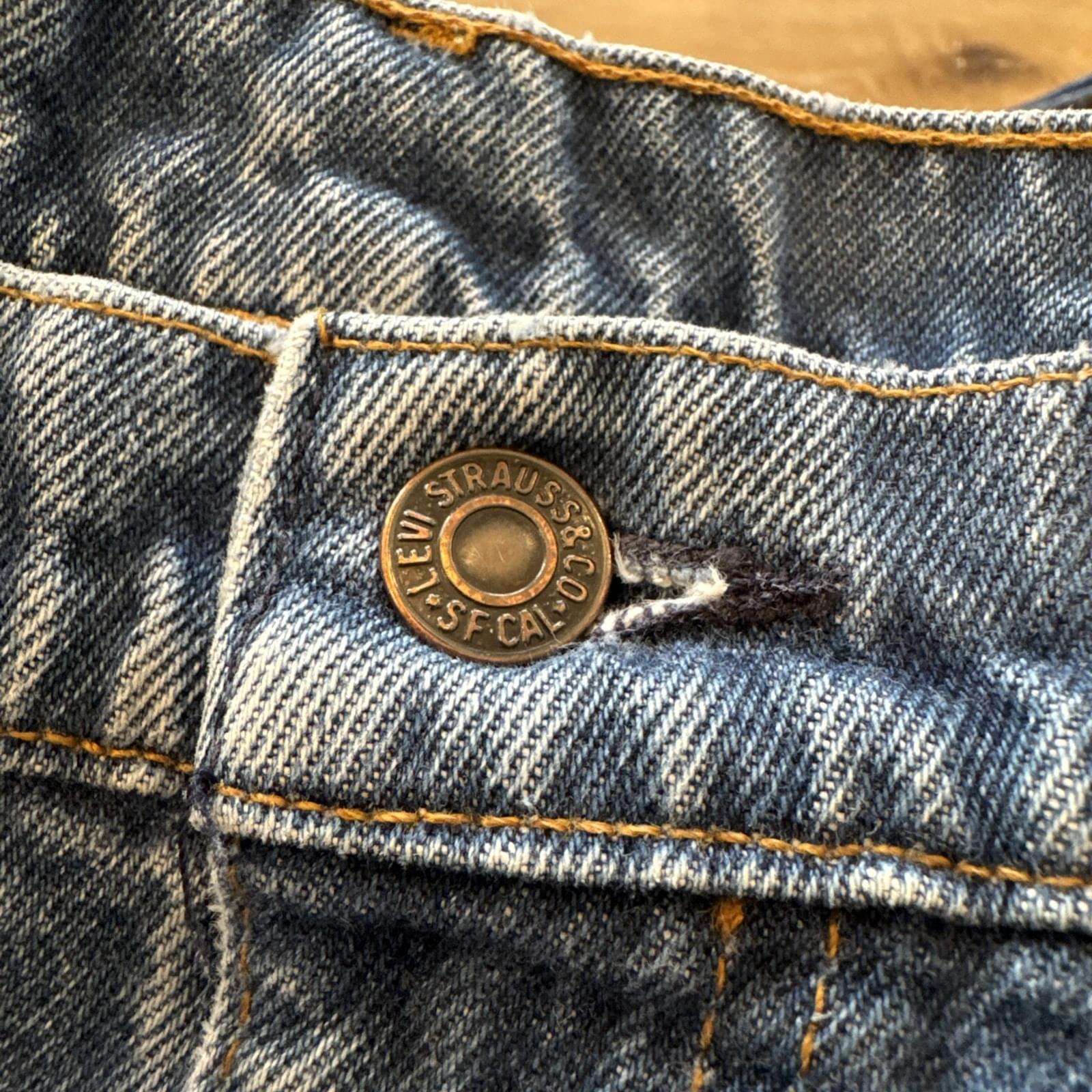 Vintage Levis 505 Jeans Mens 32 x 29 Denim Regular Fit Straight Leg Orange Tab