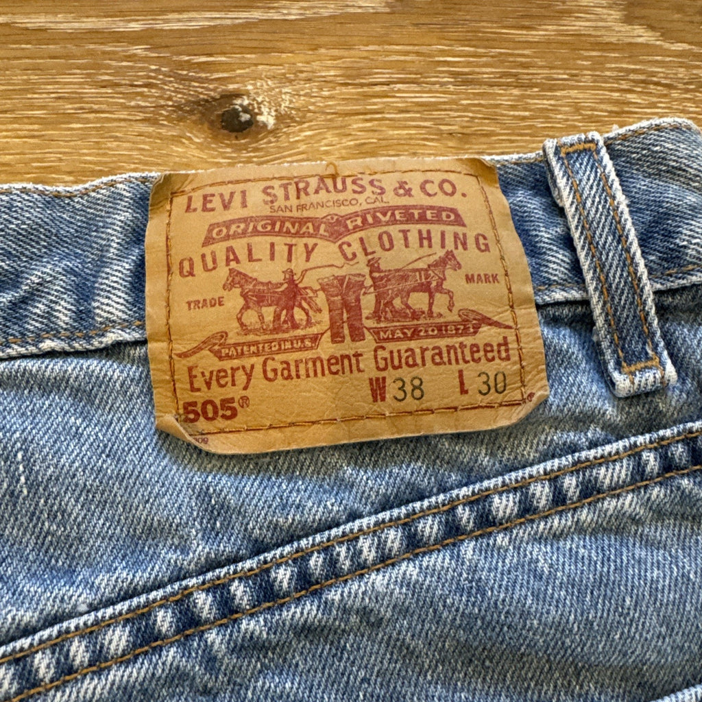 Vintage Levis 505 Jeans Mens 36 x 30 Denim Regular Fit Straight Leg 90s