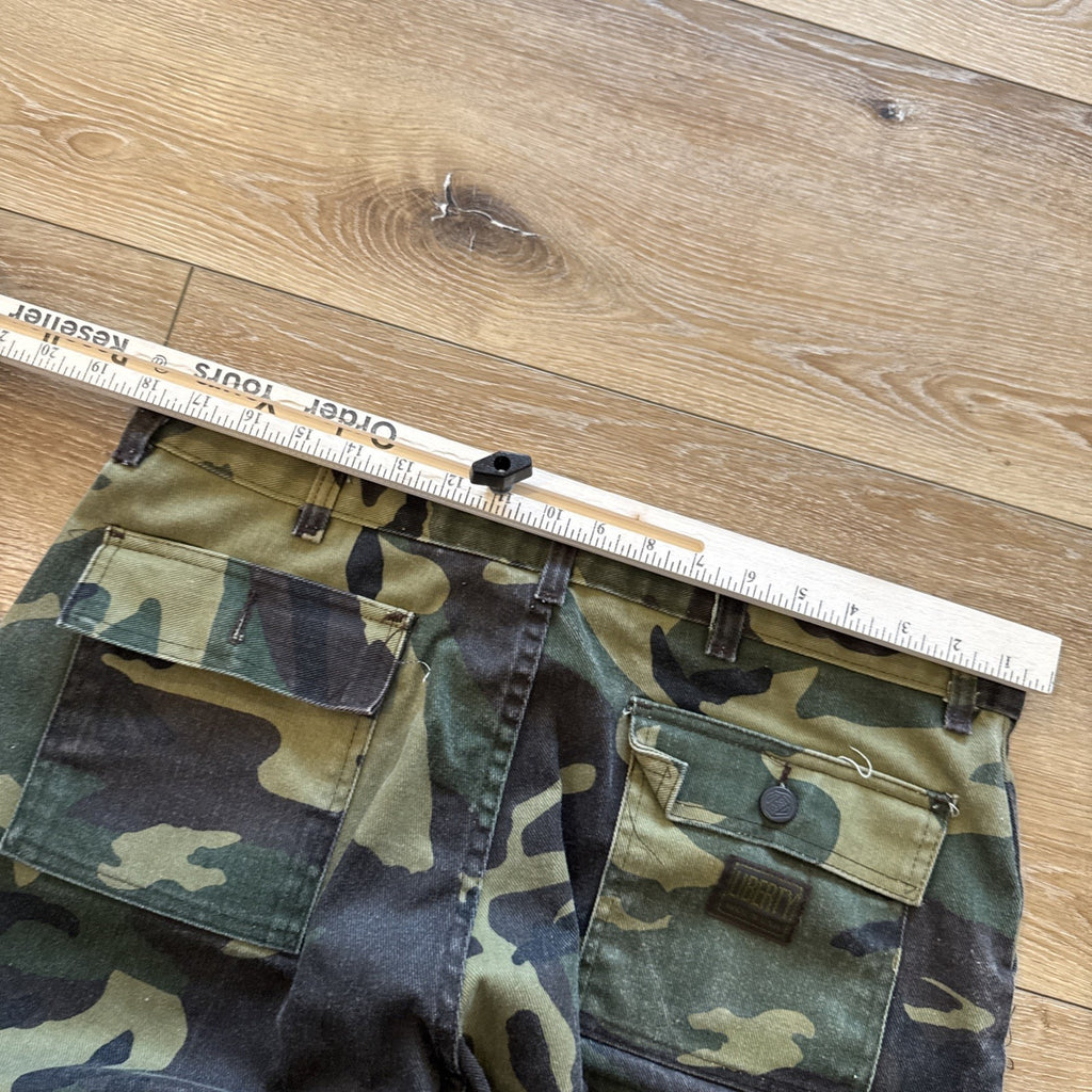 Liberty Pants Mens 36 x 32 Woodland Camo Workwear Vintage Boot Cut Double Knee