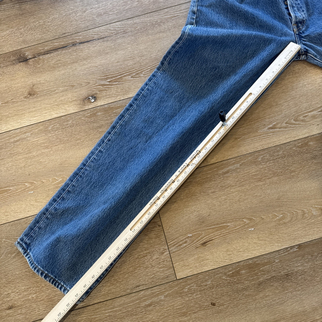 Vintage Levis 501 Jeans Mens 32 x 32 Denim 90s Button Fly Straight Leg