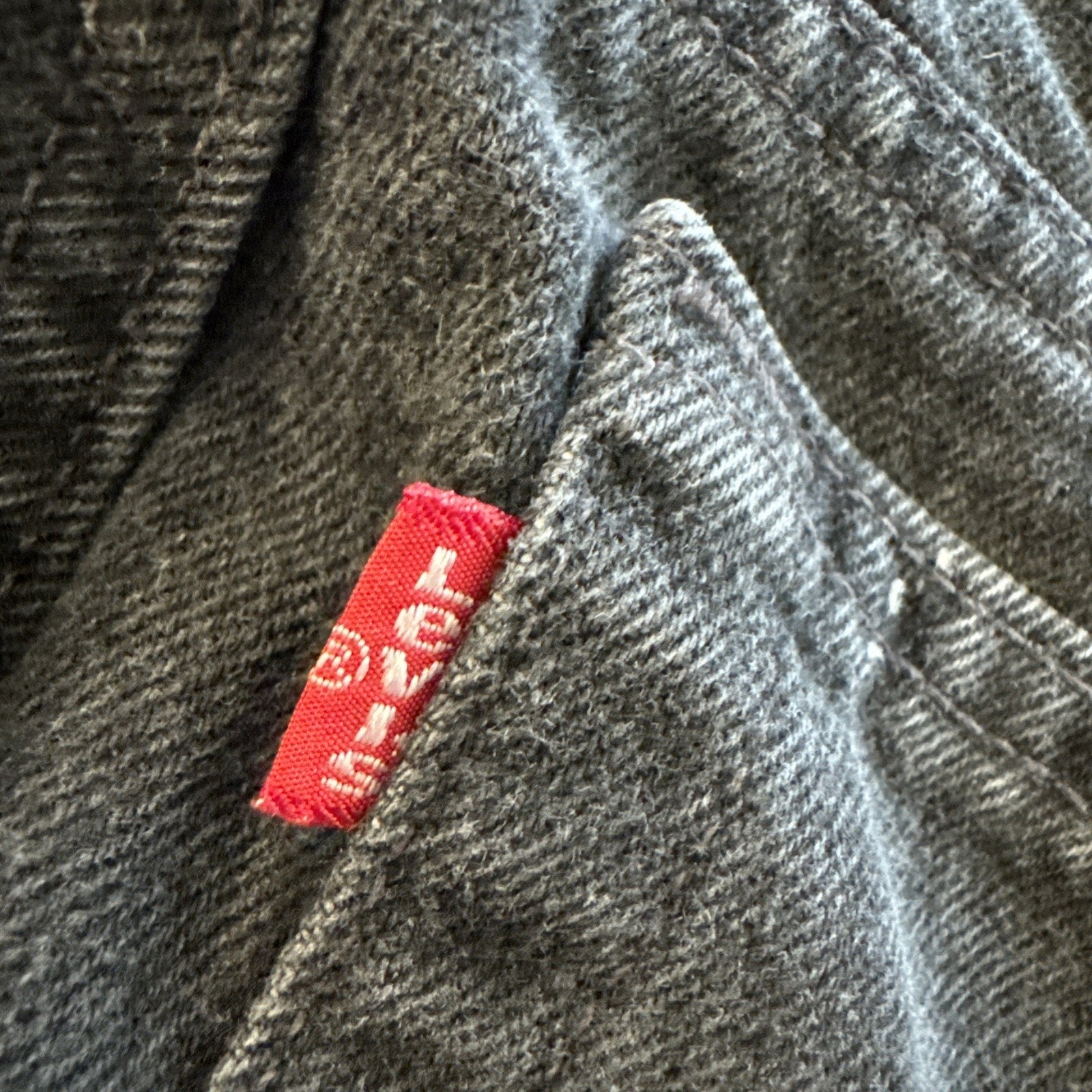 Vintage Levis 550 Jeans Womens 11 Jr 30 x 29 Relaxed Fit Black Denim Tapered Leg