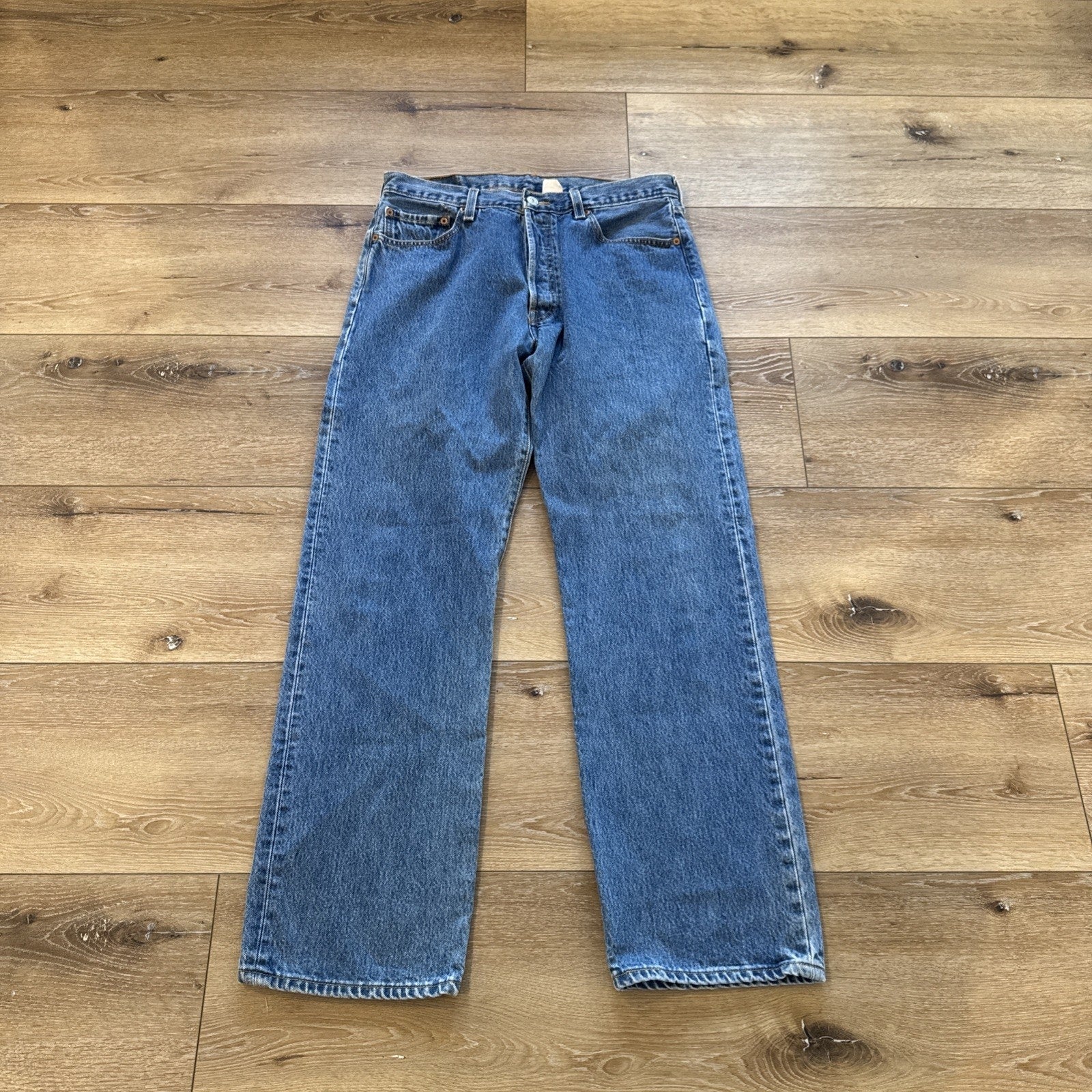 Vintage Levis 501 Jeans Mens 32 x 32 Denim 90s Button Fly Straight Leg