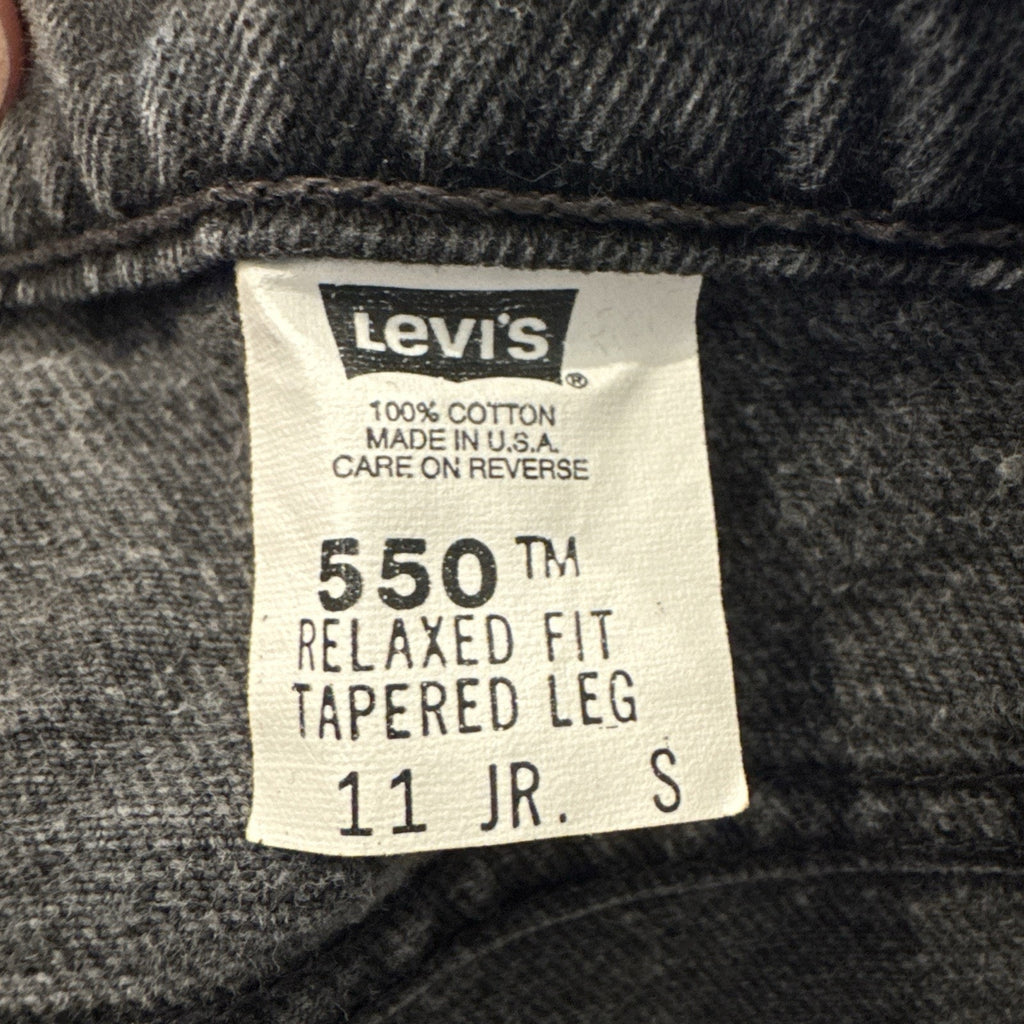 Vintage Levis 550 Jeans Womens 11 Jr 30 x 29 Relaxed Fit Black Denim Tapered Leg